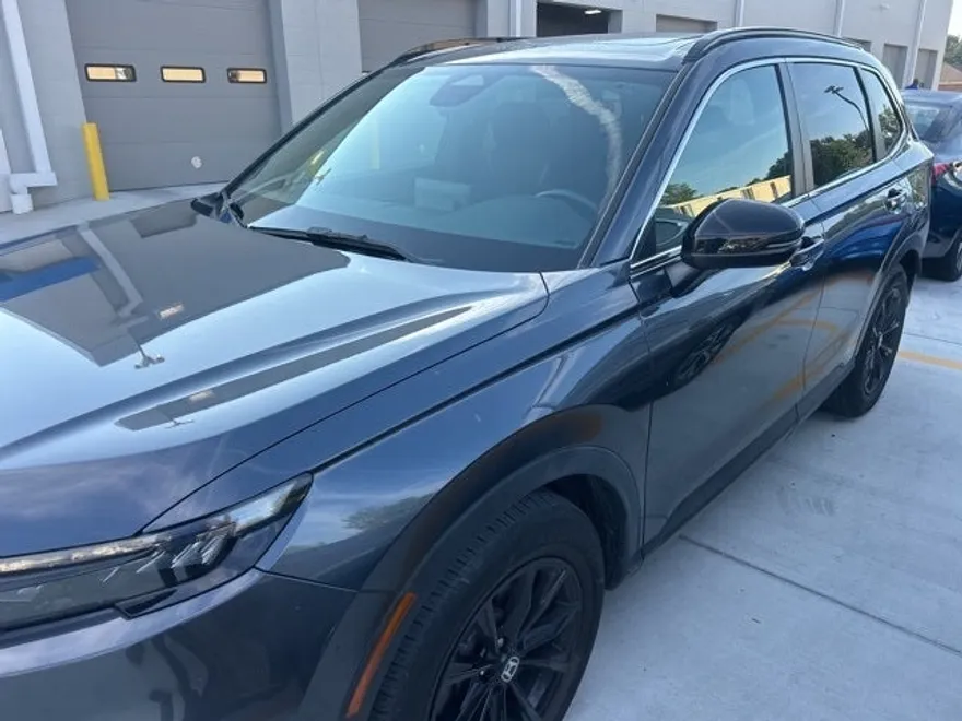 2023 Honda CR-V Hybrid Sport photo 1