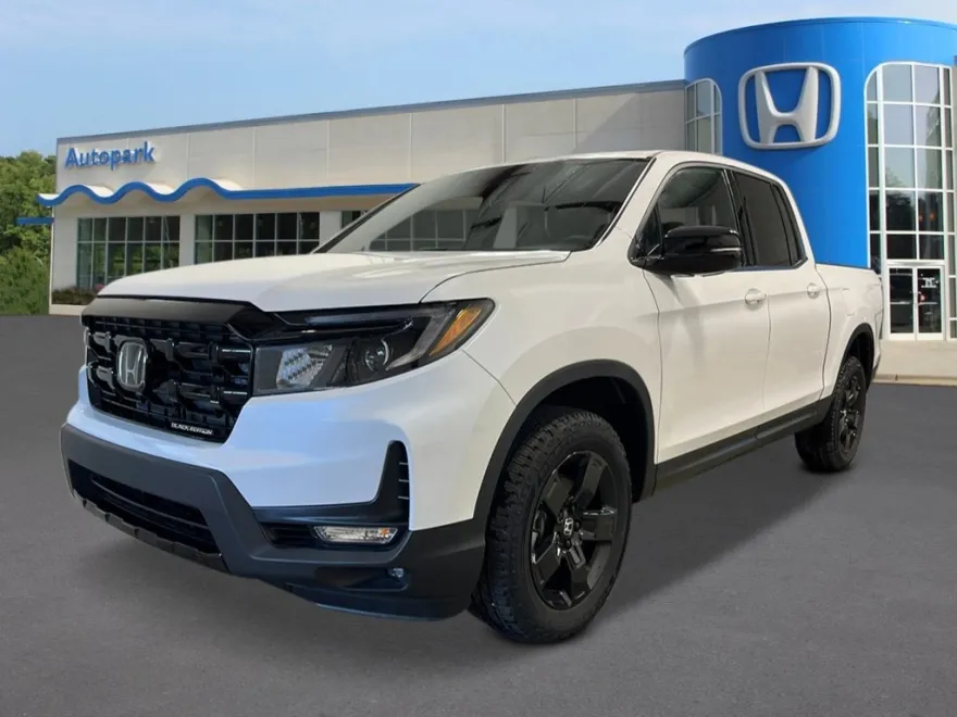 2026 Honda Ridgeline Black Edition photo 1