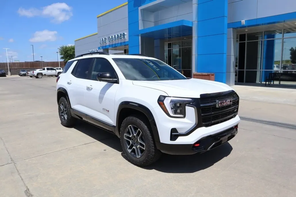 2026 Gmc Terrain AT4 photo 1