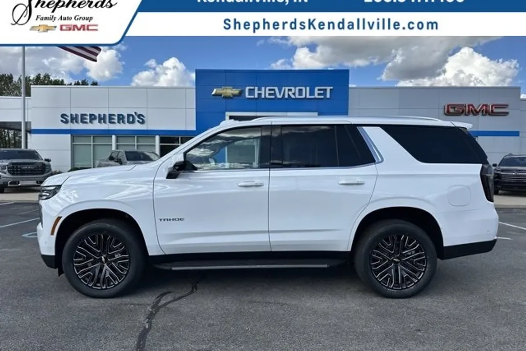 2025 Chevrolet Tahoe LT photo 1