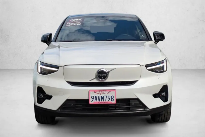 2022 Volvo C40 Recharge Ultimate photo 1