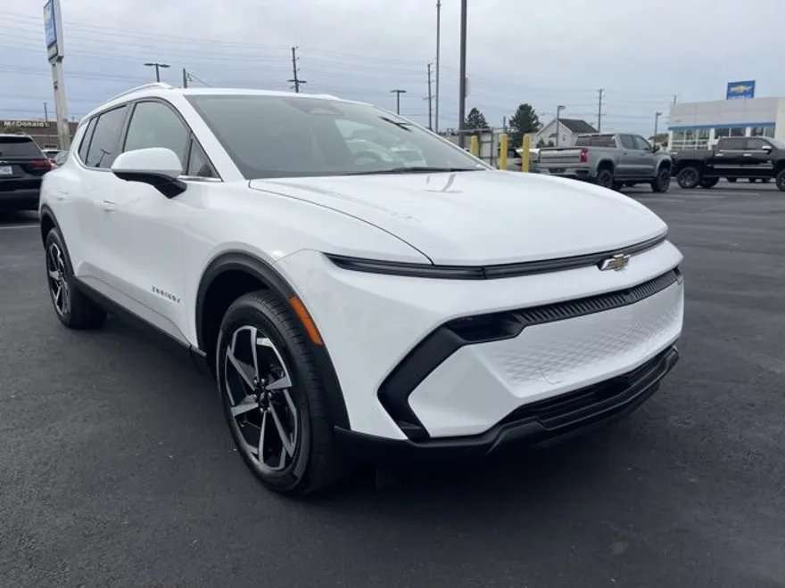 2026 Chevrolet Equinox EV 1LT photo 1