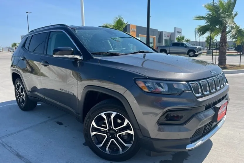 2022 Jeep Compass Limited photo 1