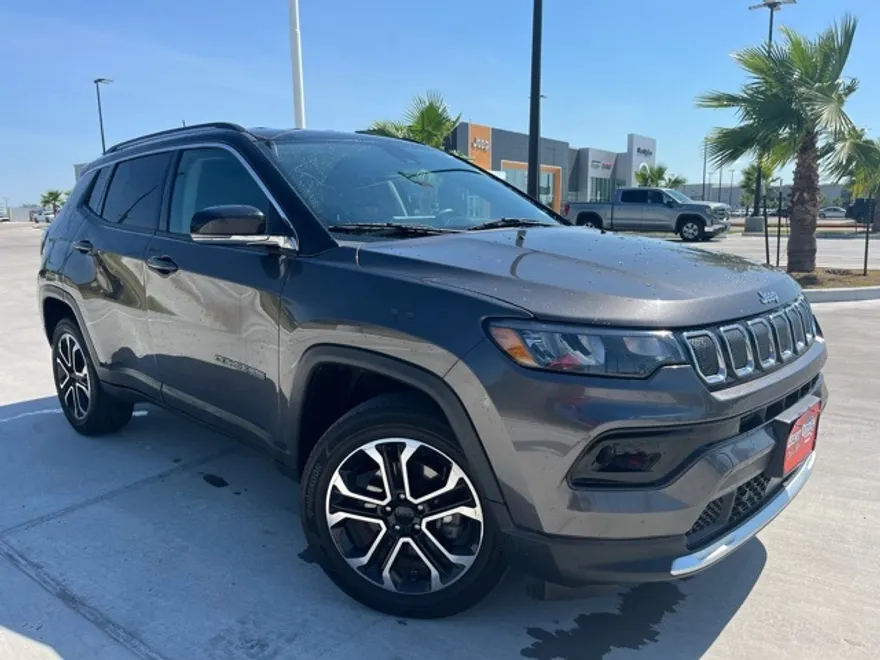 2022 Jeep Compass Limited photo 1