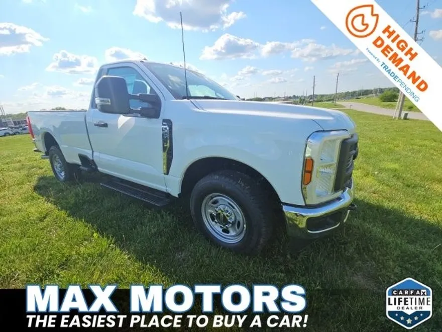 2025 Ford F-250 XL photo 1