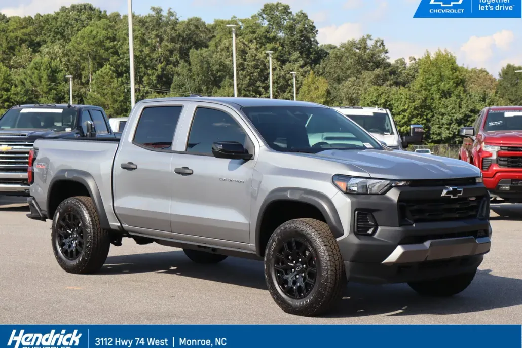 2026 Chevrolet Colorado Trail Boss photo 1