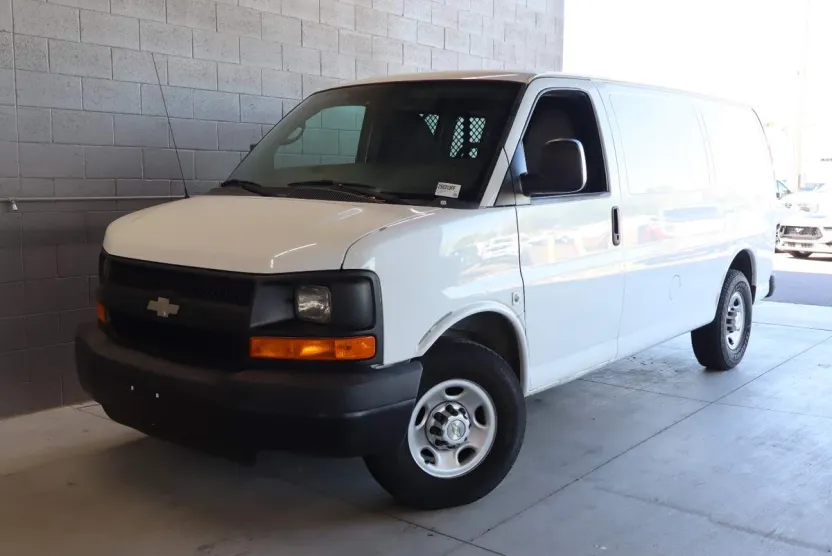 2012 Chevrolet Express 2500 Cargo photo 1