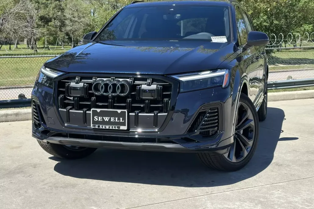 2025 Audi Q7 55 Premium photo 1