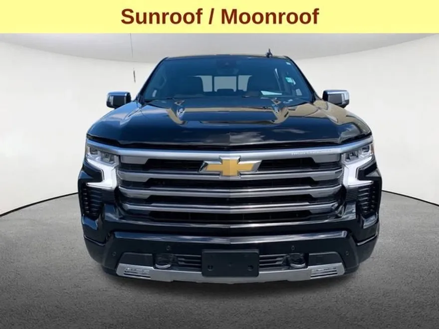 2024 Chevrolet Silverado 1500 High Country photo 1