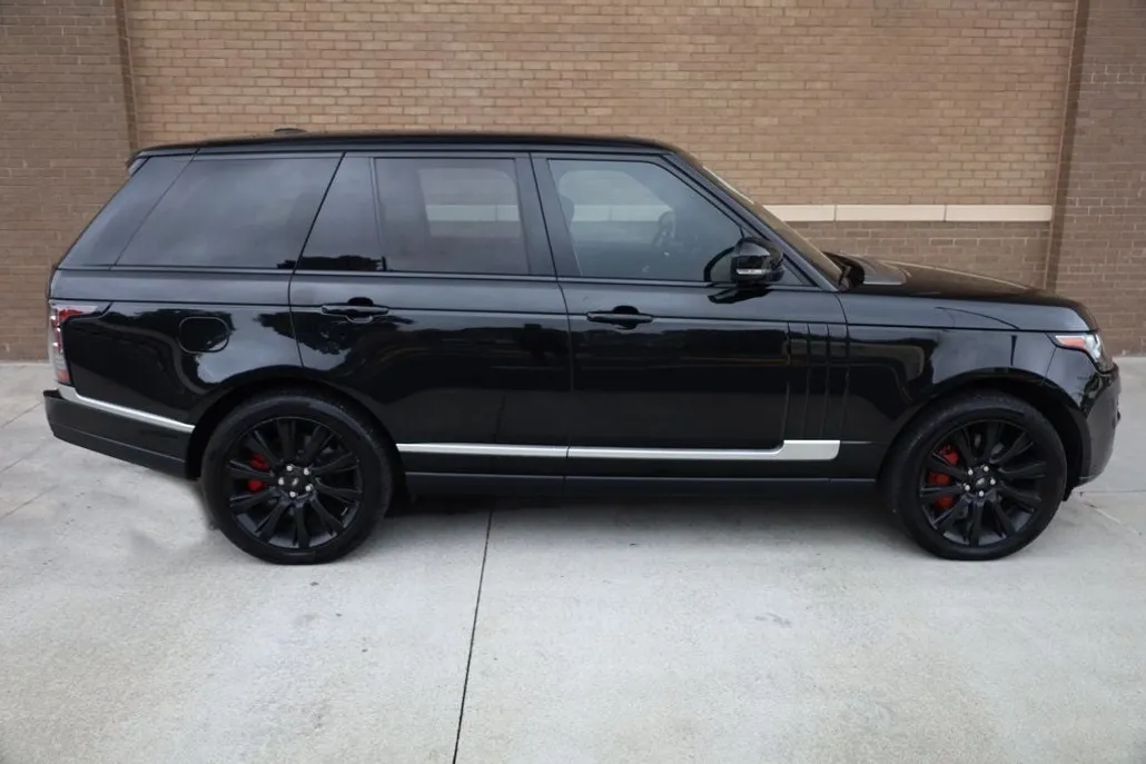 2014 Land Rover Range Rover SuperCharged photo 1