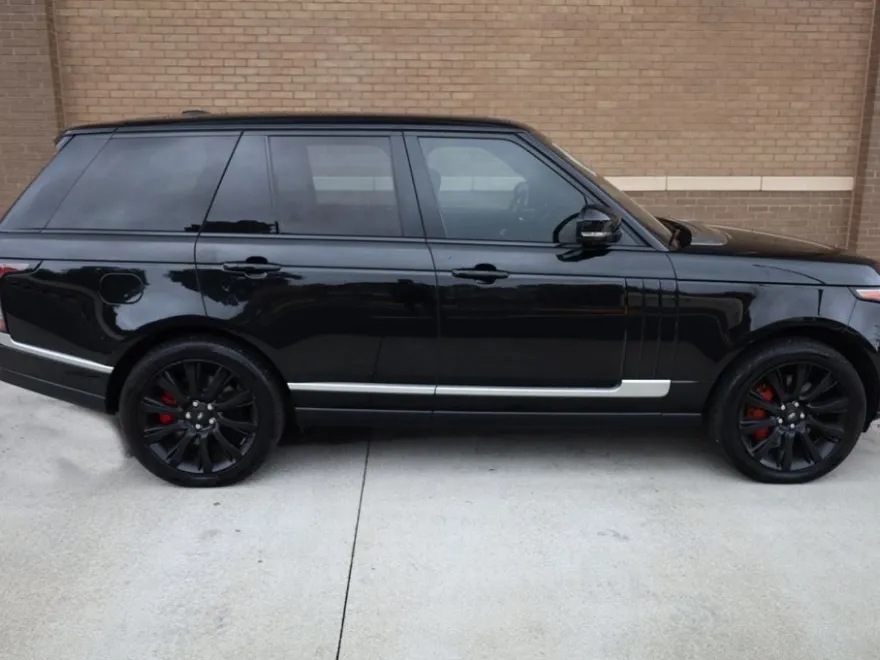 2014 Land Rover Range Rover SuperCharged photo 1