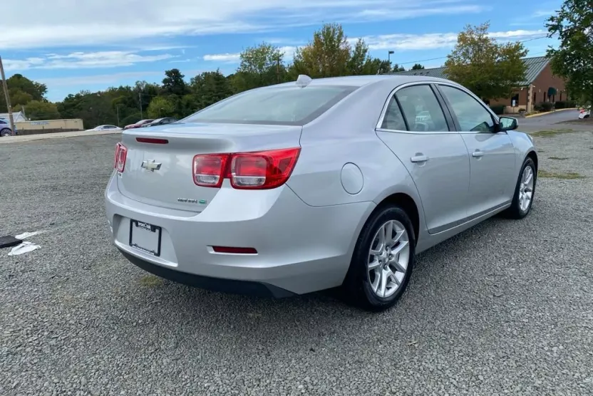 2013 Chevrolet Malibu 1LT Eco photo 1