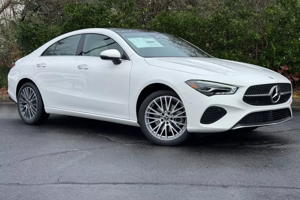 2025 Mercedes Benz CLA 250 4MATIC photo 1