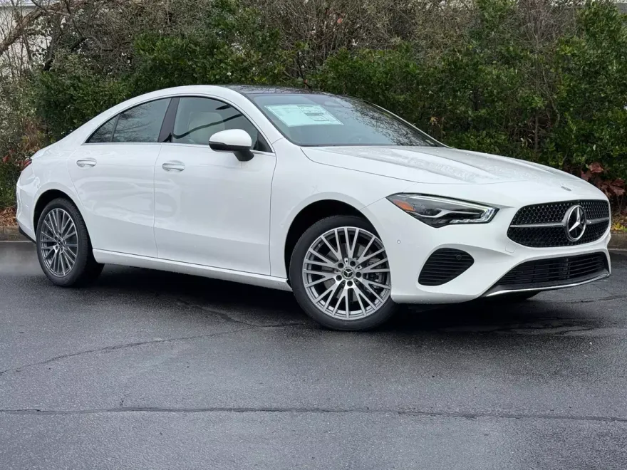 2025 Mercedes Benz CLA 250 4MATIC photo 1