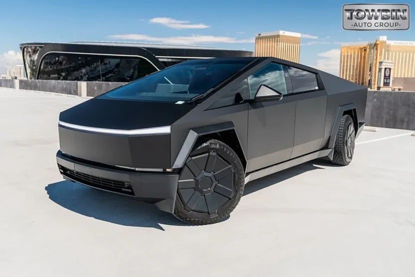 2024 Tesla Cybertruck Cyberbeast photo 1