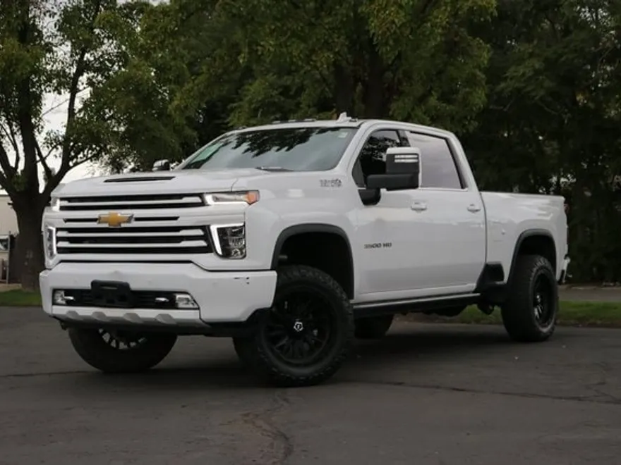 2023 Chevrolet Silverado 3500HD High Country photo 1