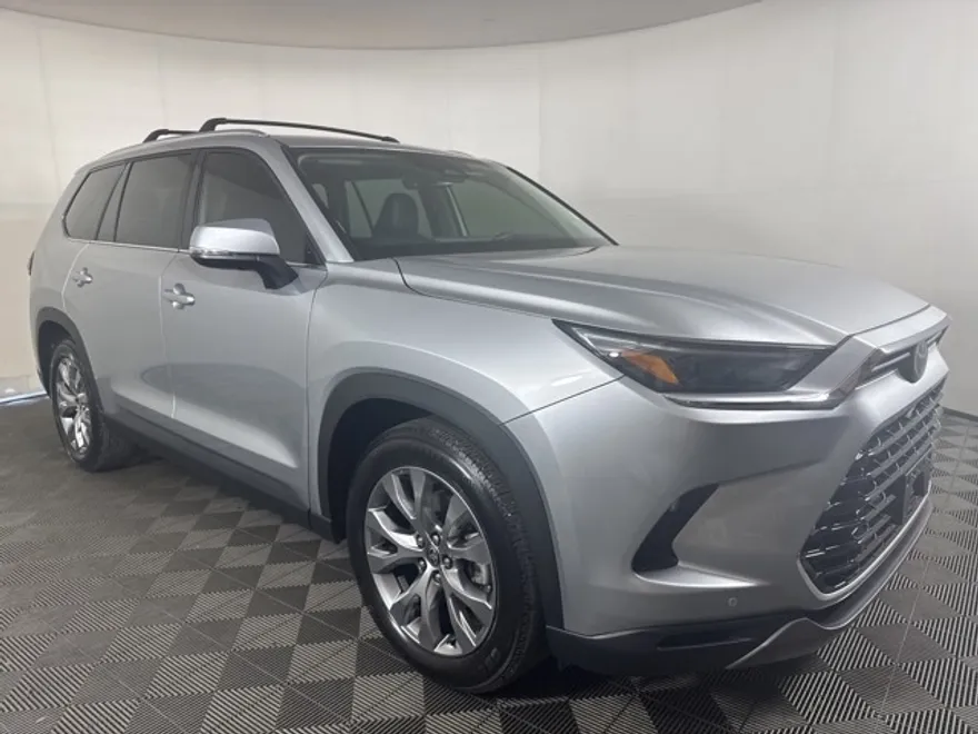 2024 Toyota Grand Highlander Hybrid Limited photo 1