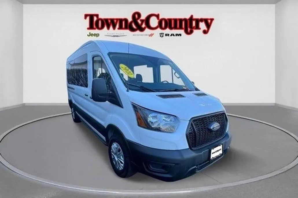 2023 Ford Transit photo 1