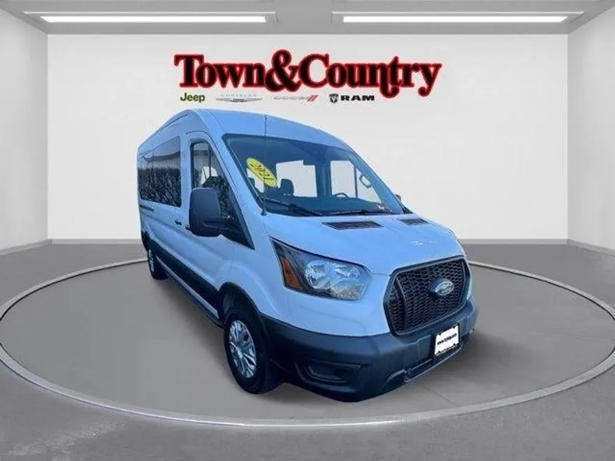 2023 Ford Transit photo 1