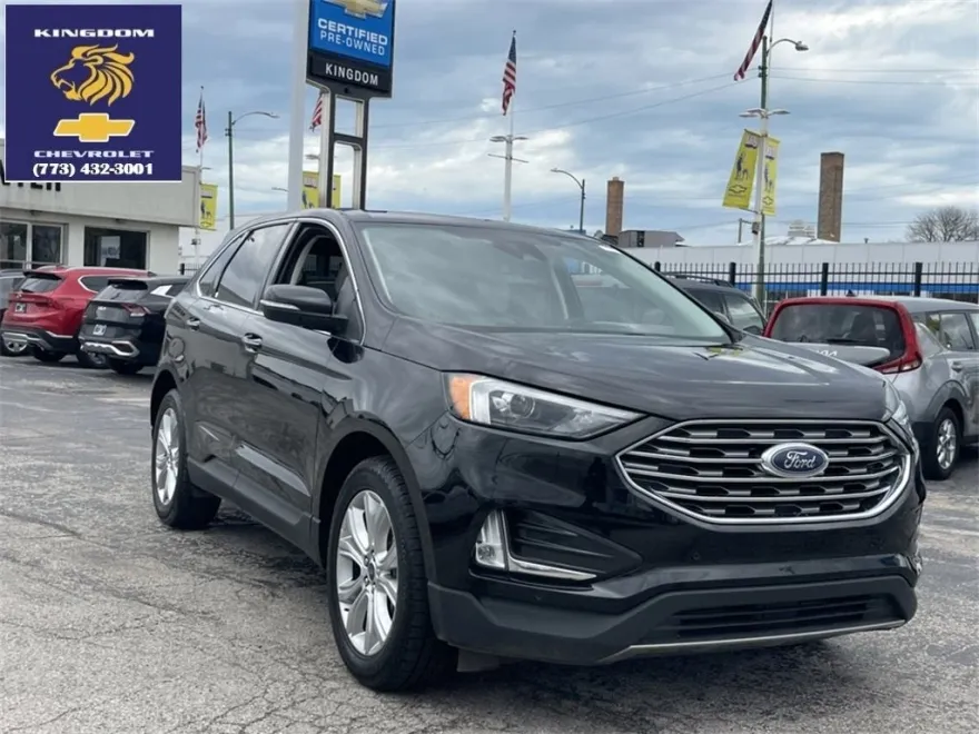 2022 Ford Edge Titanium photo 1