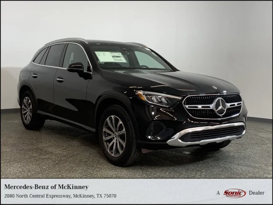 2025 Mercedes Benz GLC 300 photo 1