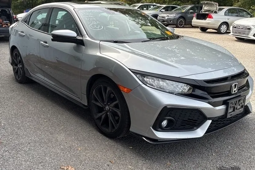 2017 Honda Civic Sport Touring photo 1