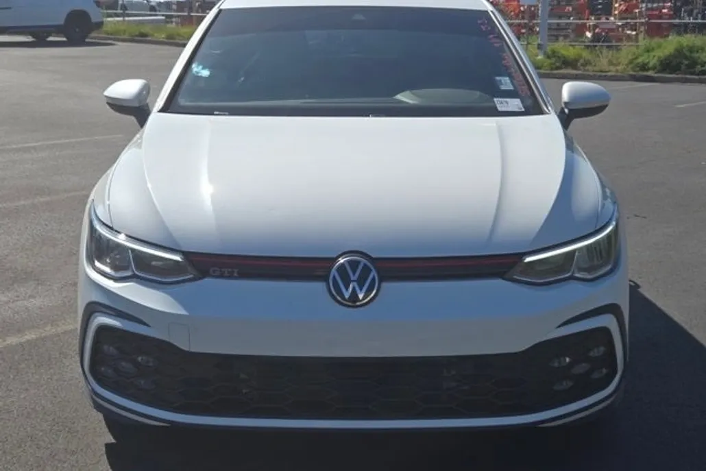 2022 Volkswagen Golf GTI S photo 1