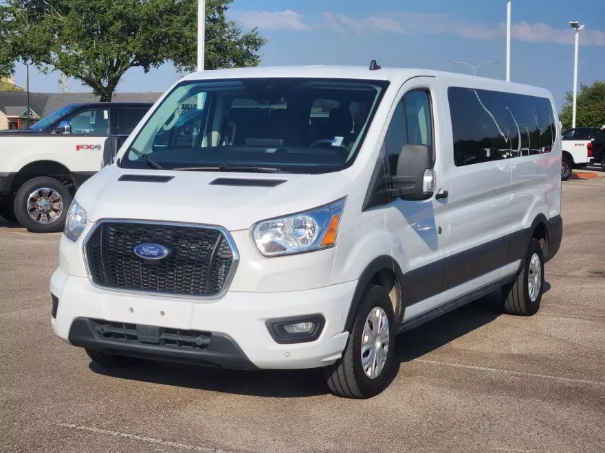 2022 Ford Transit photo 1