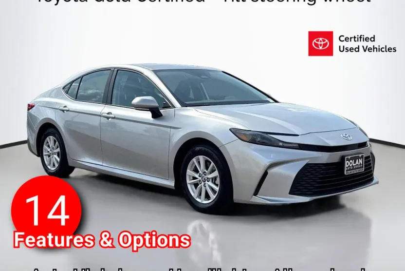 2025 Toyota Camry LE photo 1
