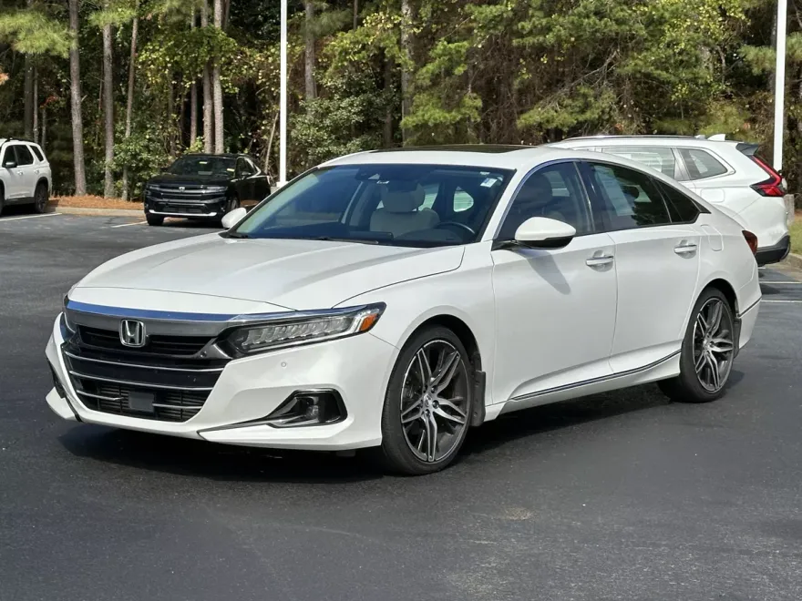 2021 Honda Accord Touring 2.0T photo 1
