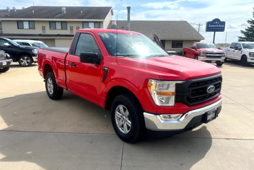 2022 Ford F-150 XL photo 1