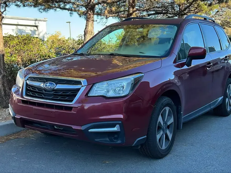 2018 Subaru Forester 2.5i Premium photo 1