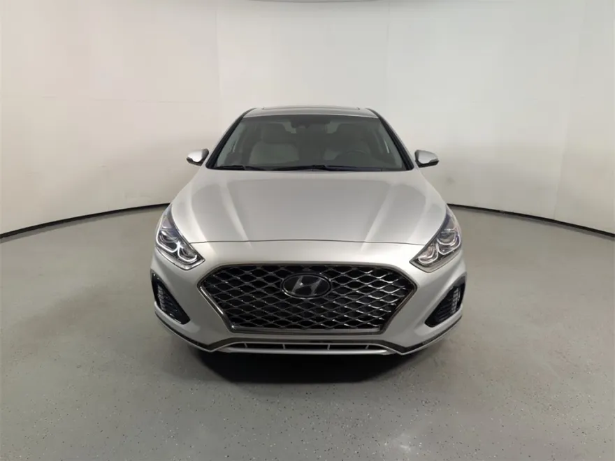 2019 Hyundai Sonata Limited photo 1