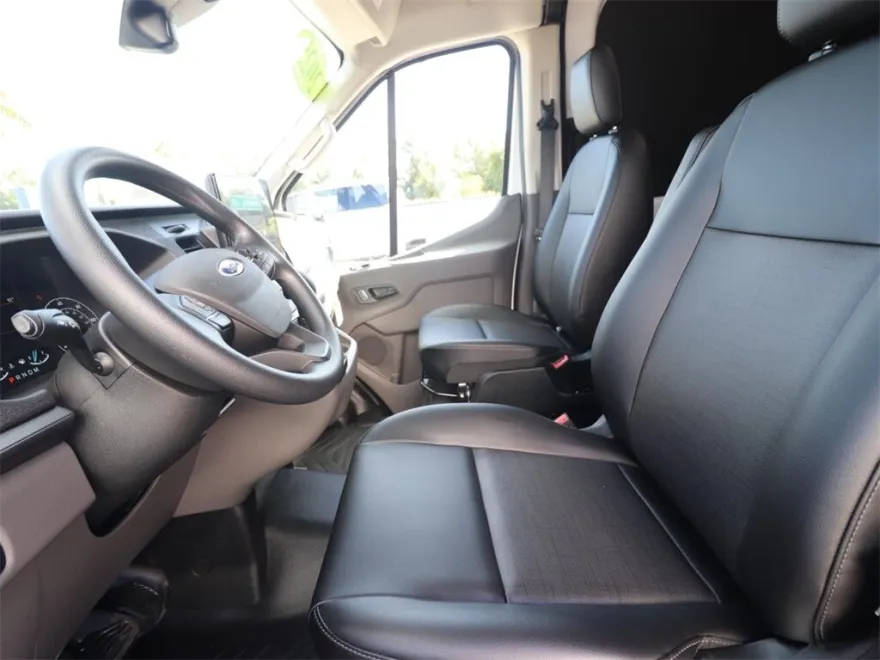 2025 Ford Transit Cargo Van photo 1