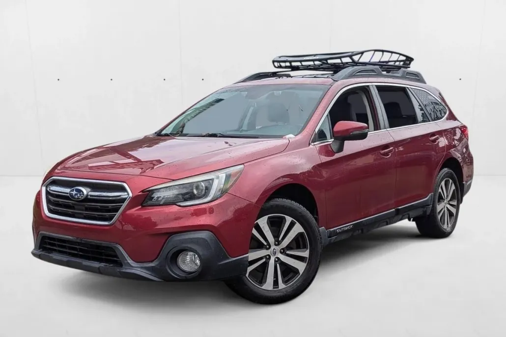 2018 Subaru Outback Limited photo 1