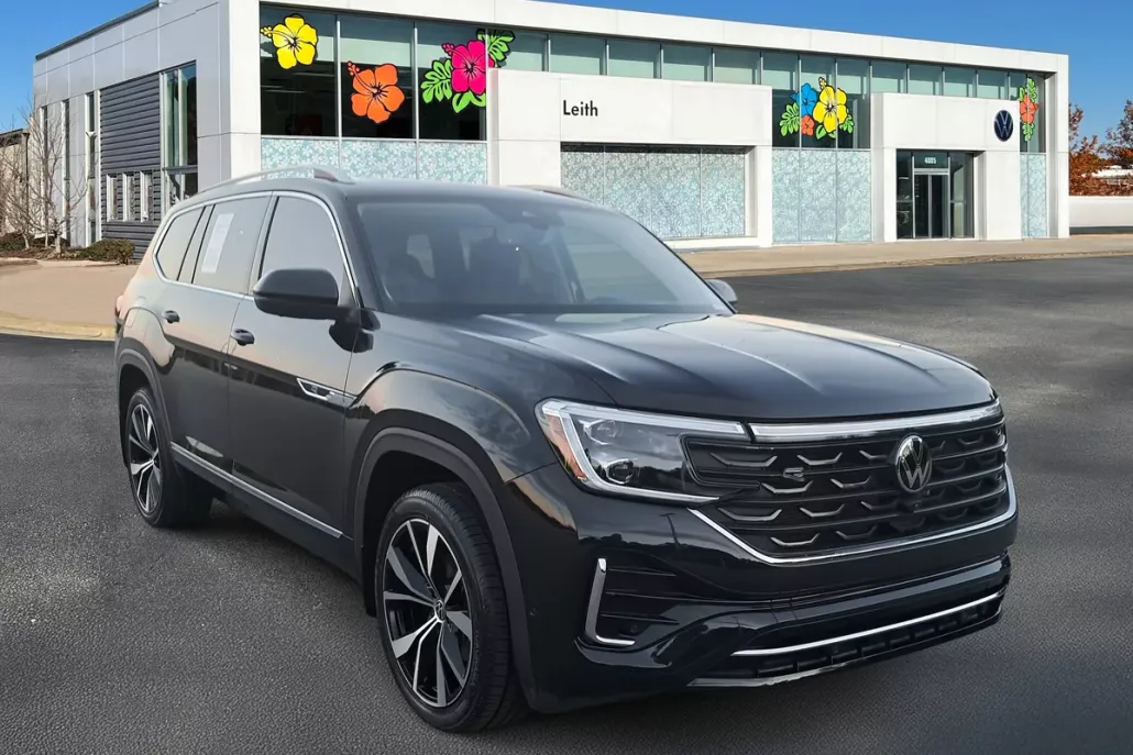2024 Volkswagen Atlas SEL Premium R-Line photo 1