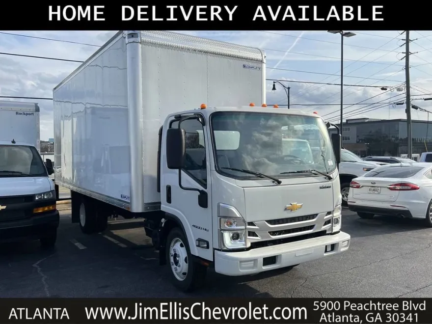 2025 Chevrolet Silverado 4500HD photo 1