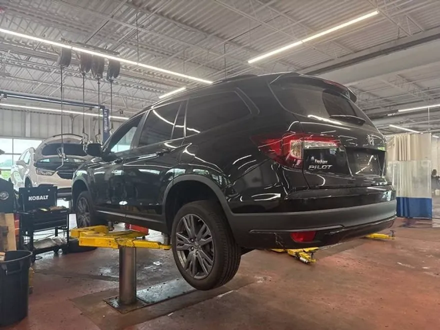 2022 Honda Pilot Sport photo 1