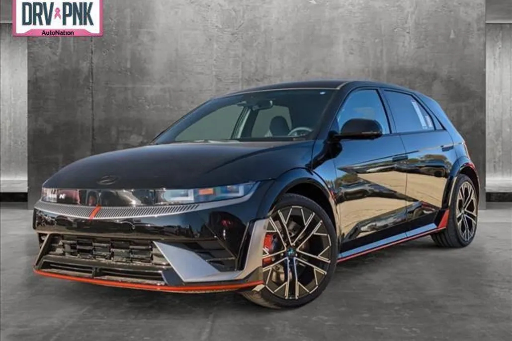 2025 Hyundai Ioniq N photo 1