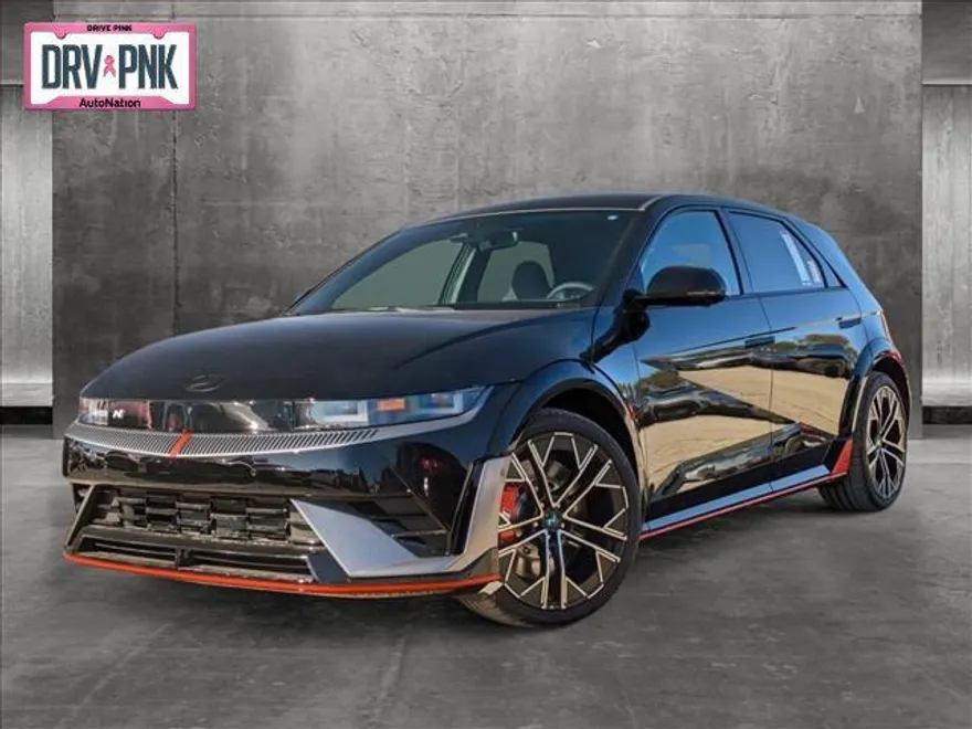 2025 Hyundai Ioniq N photo 1