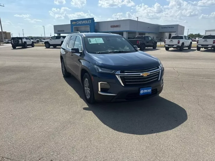 2022 Chevrolet Traverse Cloth photo 1