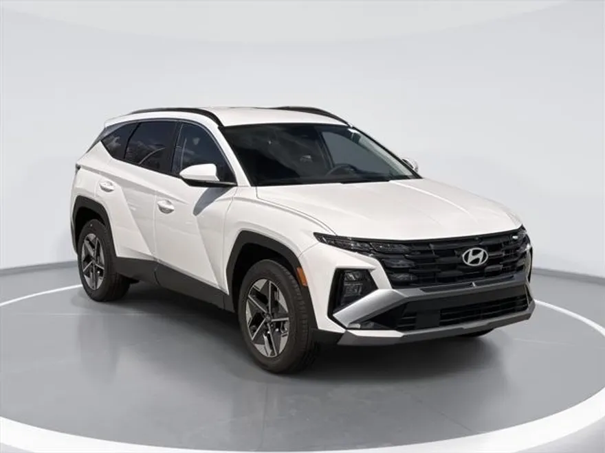 2025 Hyundai Tucson SEL photo 1