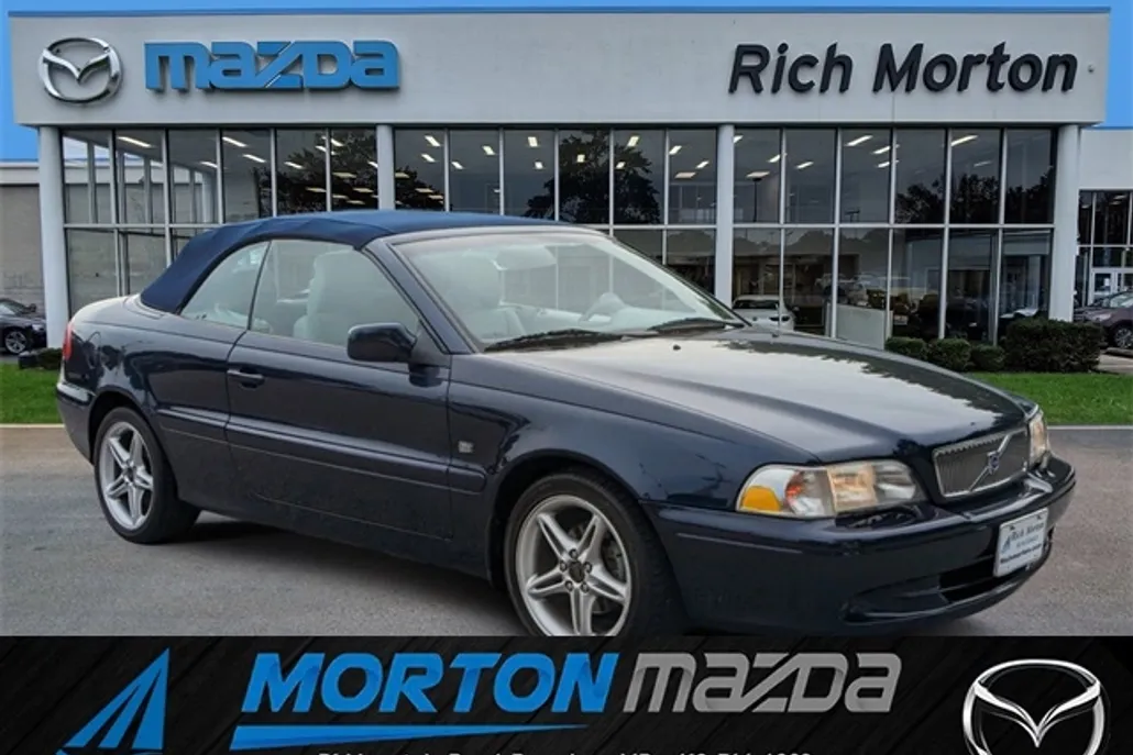 2002 Volvo C70 HT photo 1
