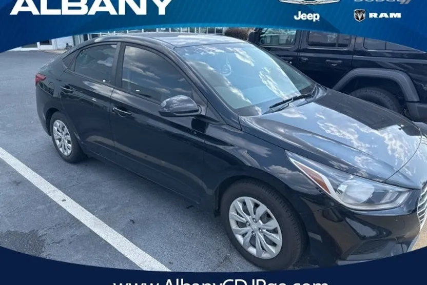 2018 Hyundai Accent SE photo 1