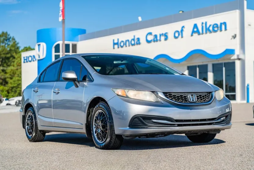 2013 Honda Civic LX photo 1
