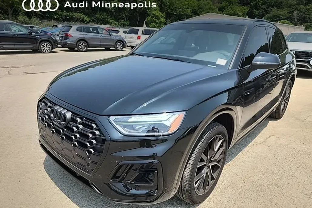 2025 Audi SQ5 Premium Plus photo 1