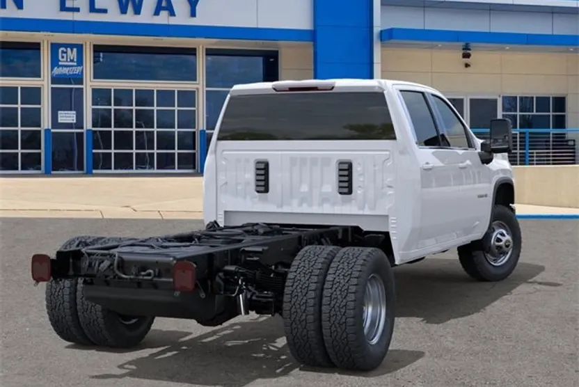 2025 Chevrolet Silverado 3500HD Work Truck photo 1
