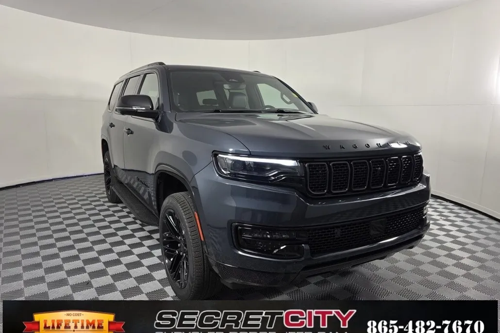 2025 Jeep Wagoneer Carbide photo 1