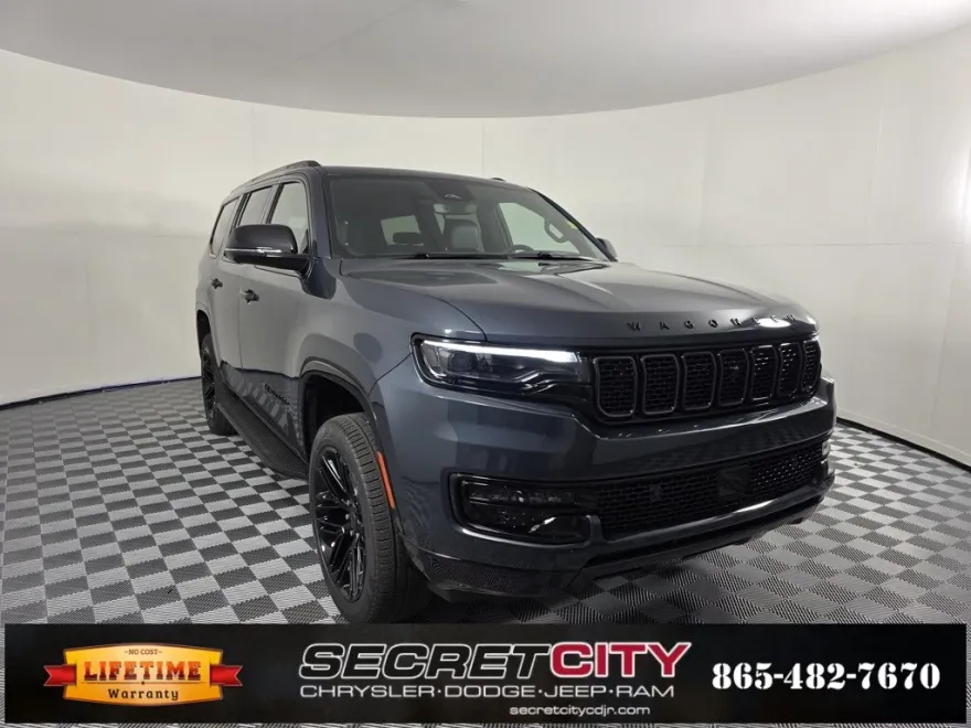2025 Jeep Wagoneer Carbide photo 1