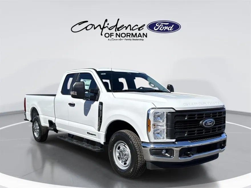 2025 Ford F-250 photo 1